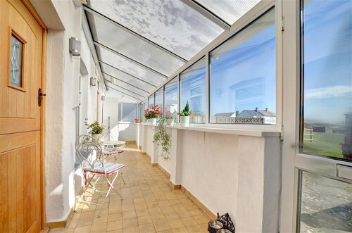 3 Bed in Southerndown (oc-way216)