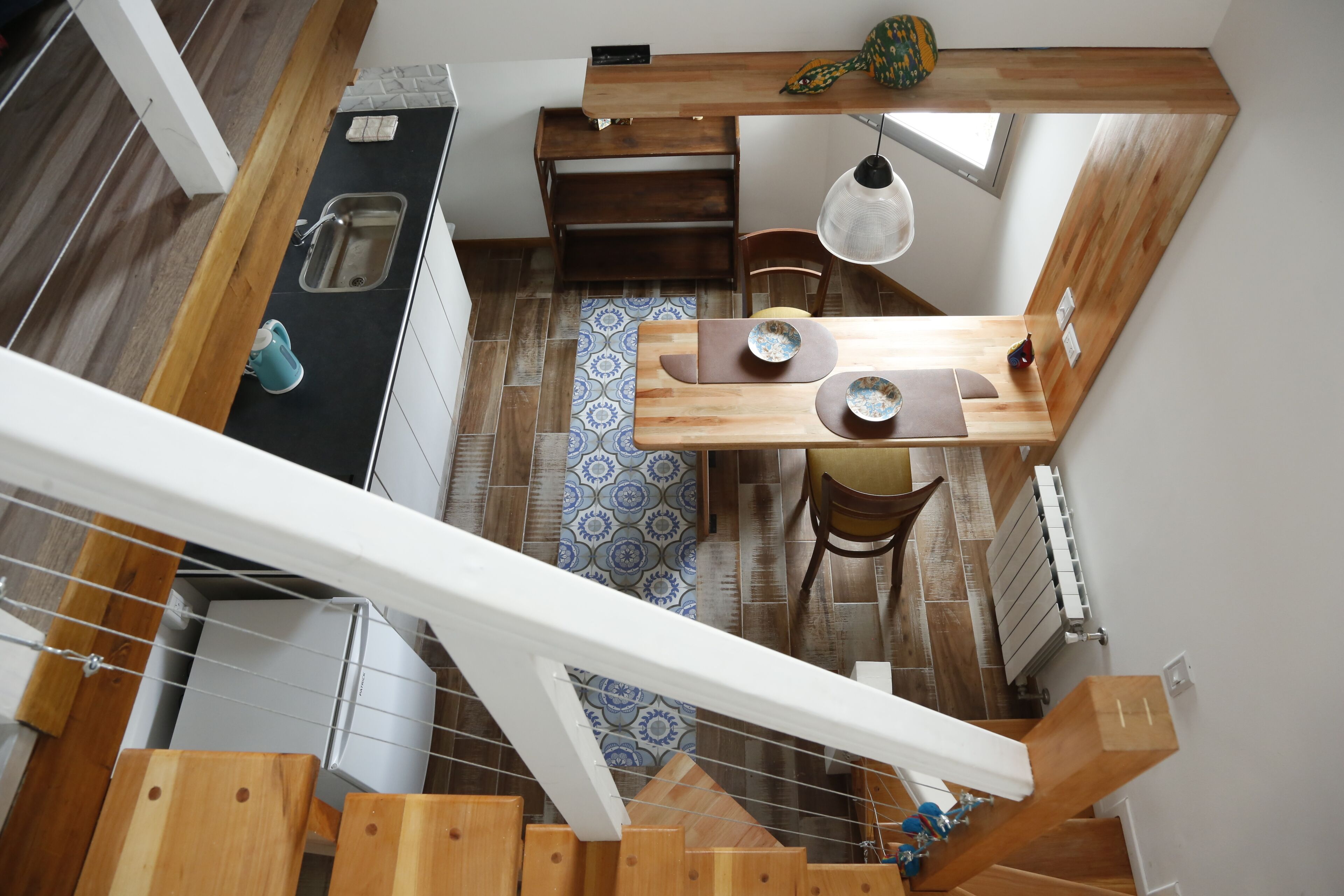 Deluxe Loft, City View | Living area