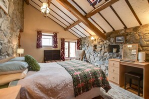 Room - 2 Bed in Caernarfon (oc-wag263) (Llanfaglan)
