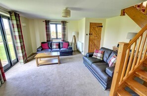 TV - 2 Bed in Llandinam (oc-waa377) (Llandinam)