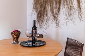 Dining - Panorama View Apartment in Beautiful Viewpoint (Lisbon)