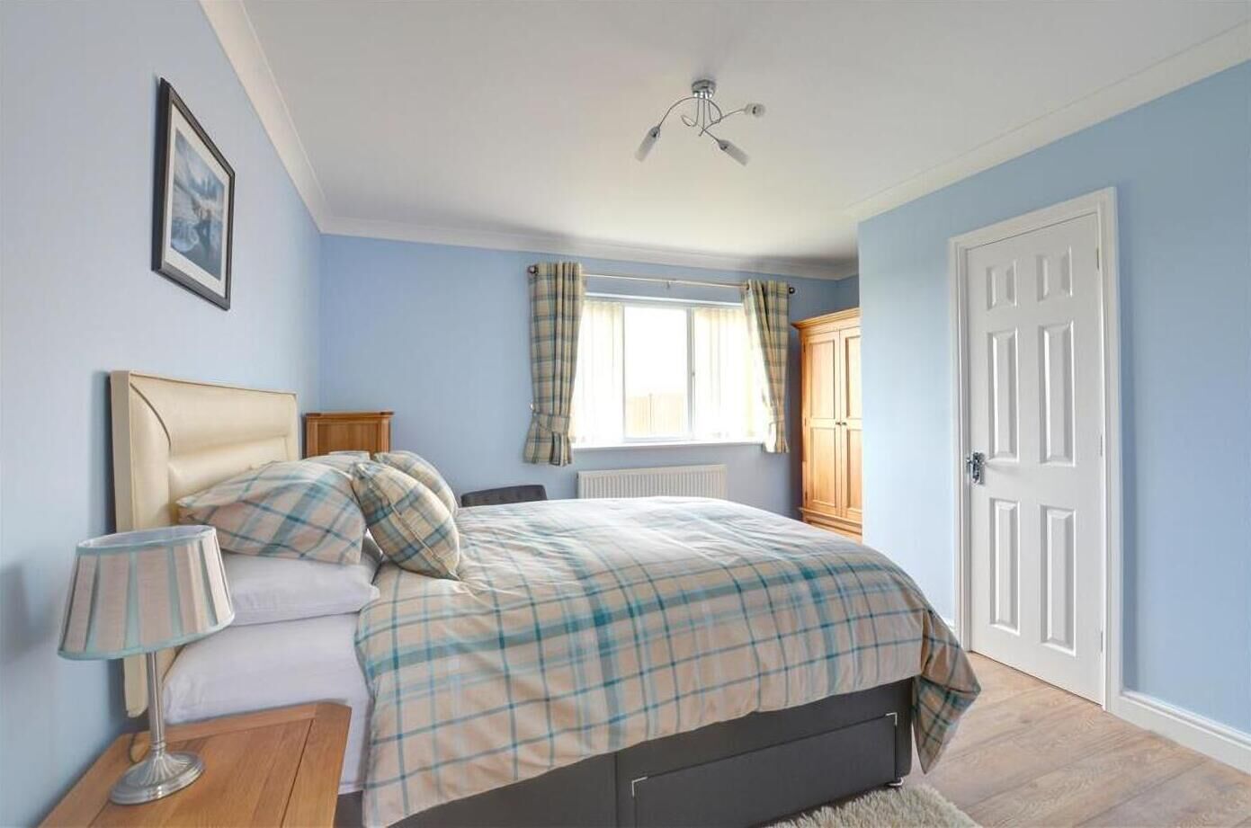 3 bedrooms, iron/ironing board, travel cot, free WiFi