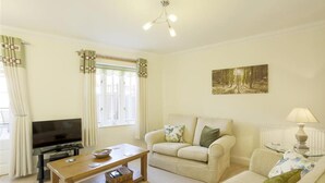 TV - 3 Bed in Southwold (oc-kit) (Reydon)