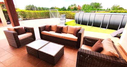 Exclusive Villa with a Pool and BBQ
