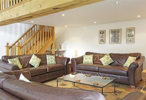 Interior - 5 Bed in Beccles (oc-ksf) (Henham)