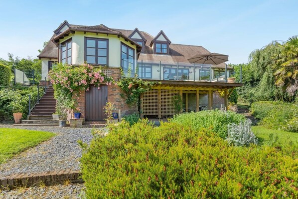 Exterior - 5 Bed in Goodleigh (oc-h34606) (Goodleigh)