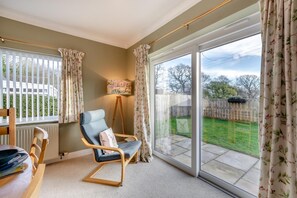 Interior - 3 Bed in Alne (oc-m34454) (Alne)