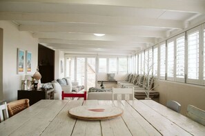 Hus - 5 sovrum - balkong | Restauranger