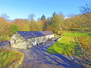 Exterior - 2 Bed in Caernarfon (oc-76024) (Llanddeiniolen)