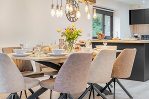 Dining - 4 Bed in St. Gennys (oc-p34626) (Crackington Haven)