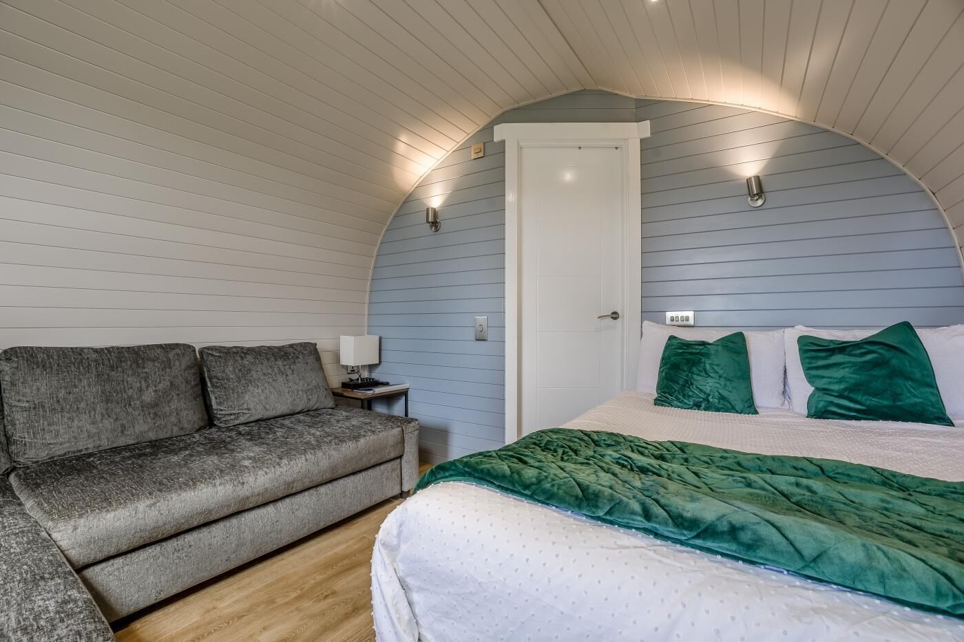 1 bedroom, WiFi (free), bed sheets