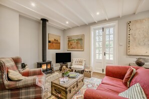 Fernseher, Kamin