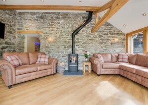 TV, fireplace - 3 Bed in Bala (oc-bow69) (Bala)