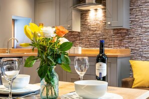Interior - 1 Bed in Bala (oc-bow68) (Bala)