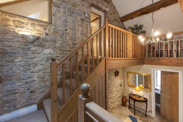 Interior - 4 Bed in Stoney Middleton (oc-c34609) (Stoney Middleton)