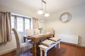 Dining - 3 Bed in Stoney Middleton (oc-c34611) (Stoney Middleton)