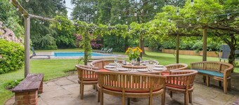 6 Bed in Haslemere (oc-c34083)
