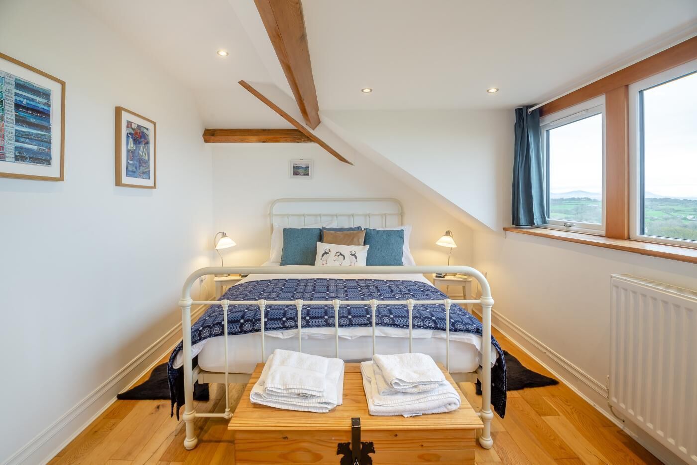 4 bedrooms, iron/ironing board, travel cot, free WiFi