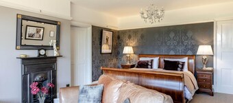 5 Bed in Old Cleeve (oc-c34720)
