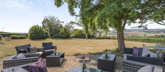5 Bed in Old Cleeve (oc-c34720)