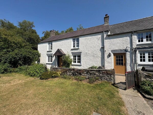 Exterior - 4 Bed in Ruthin (oc-bow136) (Gwyddelwern)