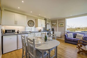 Dining - 1 Bed in Foulsham (oc-j34678) (Foulsham)
