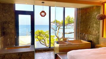 Luxe kamer, uitzicht op het strand | Gratis wifi