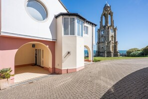 Exterior - 2 Bed in Swanage (oc-t34732) (Swanage)