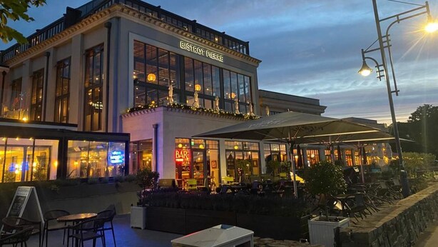 A building with a sign reading 'BISTROT PIERRE' and outdoor seating. - 4 Bed in Gower (oc-hh672) (Horsham)