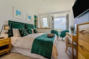 Bügeleisen/Bügelbrett, Reisekinderbett, kostenloses WLAN, Bettwäsche