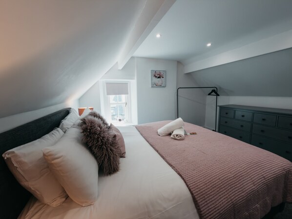 Room - Stunning 4 Bedroom House in Stanton On Peak (Matlock)