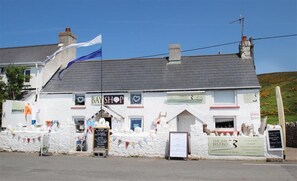 Exterior - 3 Bed in Gower (oc-hh2105) (Pilton Rhossili)