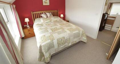 3 Bed in Swansea (oc-hh405)