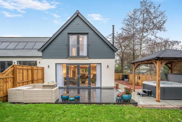 Terrace/patio - 2 Bed in Alnwick (oc-e34719) (Alnwick)