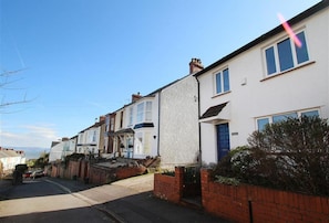 Exterior - 3 Bed in Mumbles (oc-hh19) (The Mumbles)