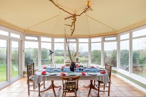 Dining - 4 Bed in Galmpton (oc-h34756) (South Huish)