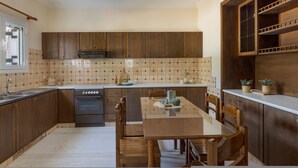 Private kitchen - Apartment for 5 Second Building (Lakithra)
