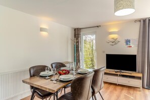 Dining - 2 Bed in Marhamchurch (oc-t34750) (Marhamchurch)