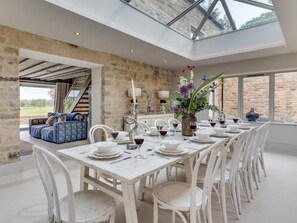Dining - 6 Bed in Richmond (oc-80466) (Gilling West)