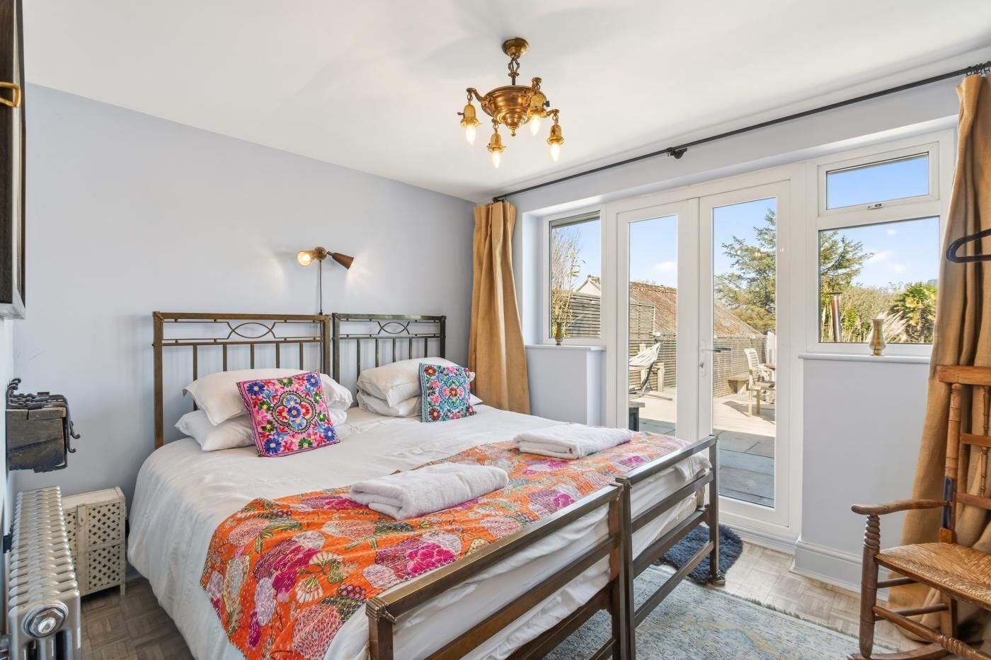 5 chambres, lit parapluie, Wi-Fi gratuit, draps fournis