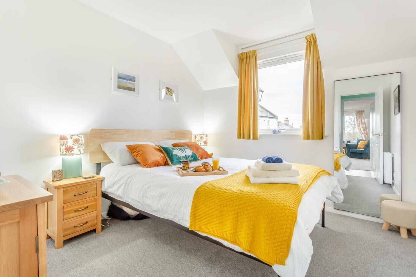 2 bedrooms, WiFi (free), bed sheets