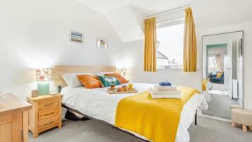 2 bedrooms, WiFi (free), bed sheets
