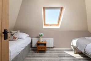 Reisekinderbett, kostenloses WLAN, Bettwäsche