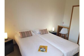 Iron/ironing board, WiFi, bed sheets - Vrbo Property (Corbara)