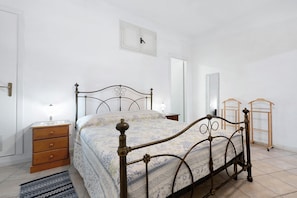 Ferros/tábuas de passar roupa, roupa de cama