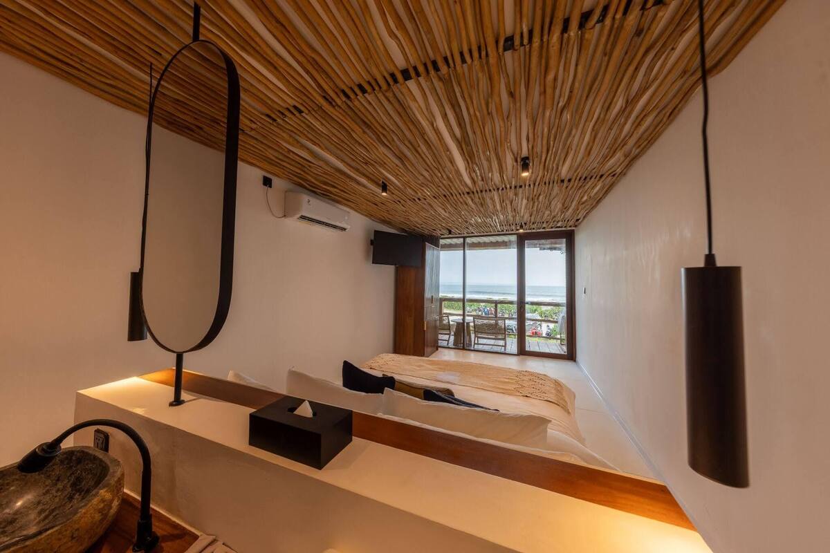 標準客房, 陽台, 海景 | 客房內保險箱、免費無線上網