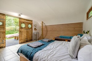 Iron/ironing board, travel crib, bed sheets