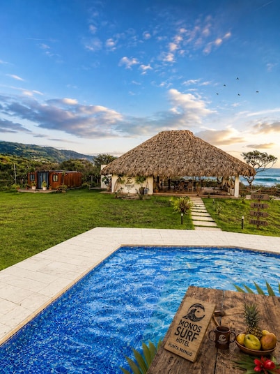 Luxury Oceanfront Bungalow, Infinity Pool, Ocean & Mountain Views
Punta Mango