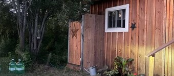 Room-fox Den Retreat Glamping