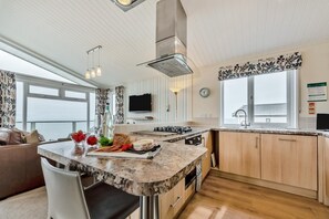 Oven, dishwasher, cookware/dishes/utensils - 2 Bed in Tresaith (oc-g34980) (Tresaith)